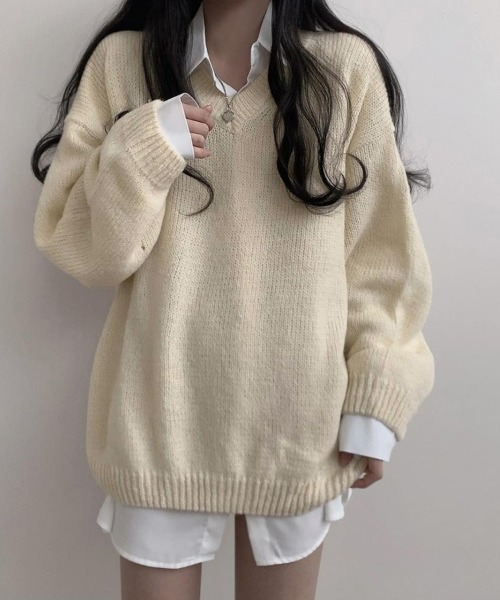 SEU(エスイーユー)の「【小柄さんにおすすめ】ニットトップス レディース オーバーサイズ Vネックニットプルオーバー オフィスカジュアル きれいめカジュアル 韓国風(ニット/セーター・レディース・アイボリー/グレー/ブルー/ピンク/ベージュ・フリー)」の13枚目の写真
