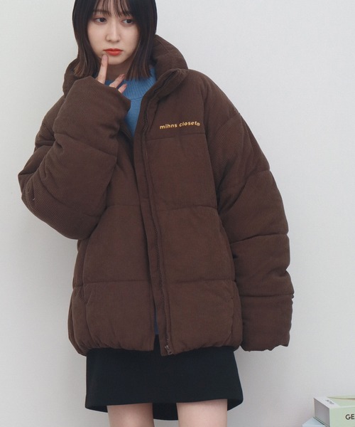 mihns closet（ミンズクローゼット）の「【mihns closet/ミンズクローゼット】 スタンドカラー パデッド ストレッチ コーデュロイ ブルゾン（ダウンジャケット/コート・メンズ・ブラック/チャコールグレー/ブラウン/ベージュ・M/L/S/LL）」の3枚目の写真
