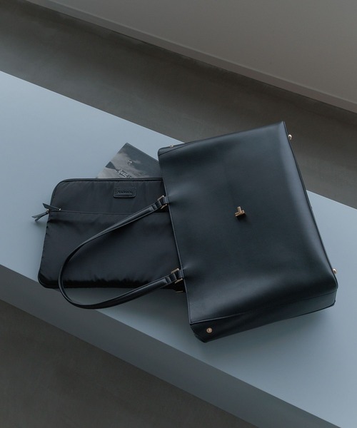 Andemiu(アンデミュウ)の「PCケース付2WAYトートBAG600983(トートバッグ・レディース・ブラック/アイボリー系8・FREE)」の5枚目の写真