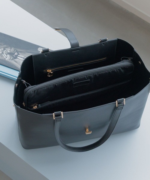 Andemiu(アンデミュウ)の「PCケース付2WAYトートBAG600983(トートバッグ・レディース・ブラック/アイボリー系8・FREE)」の7枚目の写真