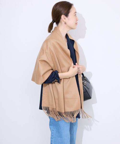 SLOBE IENA（スローブイエナ）の「SLOBE カシミヤストール（ストール/ショール・レディース・サックスブルー/アイボリー/キャメル・FREE）」の16枚目の写真