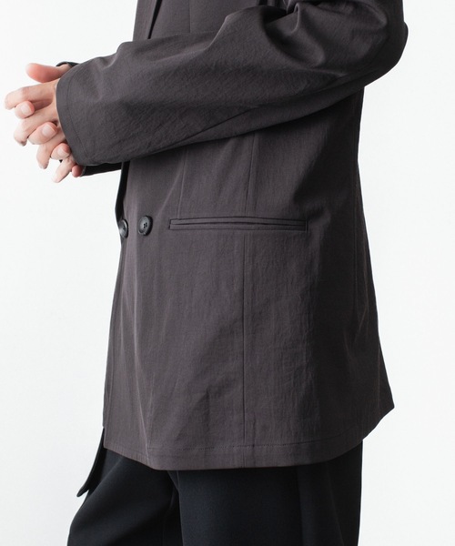 ATTACHMENT(アタッチメント)の「PE/CO/LI ドライツイル ダブルブレステッドジャケット / PE/CO/LI DRY TWILL DOUBLE-BREASTED JKT(テーラードジャケット・メンズ・ライトグレー/ブラック/ライトベージュ・2/3)」の6枚目の写真
