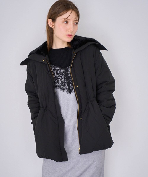 NOELA(ノエラ)の「ファー襟付き中綿コート(その他アウター・レディース・オフホワイト/キャメル/ブラック・M/S)」の6枚目の写真