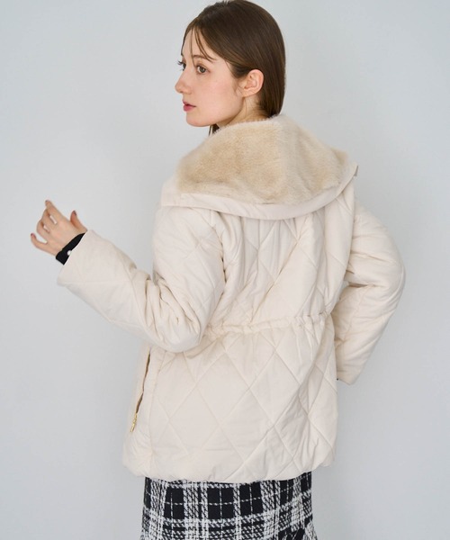 NOELA(ノエラ)の「ファー襟付き中綿コート(その他アウター・レディース・オフホワイト/キャメル/ブラック・M/S)」の17枚目の写真