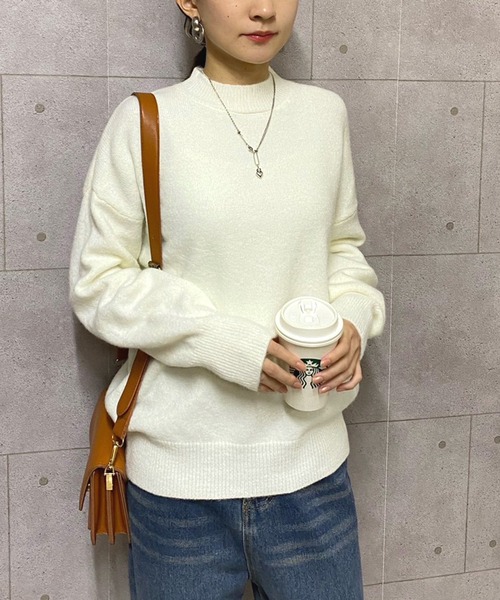 NANEA(ナネア)の「プチハイネックドロップショルダーニットプルオーバー(ニット/セーター・レディース・ホワイト/ブラック/グレー/ベージュ/イエロー/アイボリー/ワインレッド/ライトイエロー・フリー)」の18枚目の写真