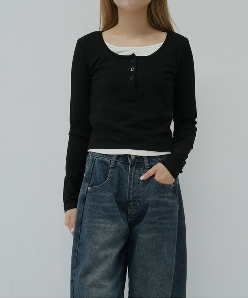 Enewd nina（エニュードニーナ）の「バイカラーレイヤード風トップス（Tシャツ/カットソー・レディース・ブラック/カーキ・FREE）」の9枚目の写真