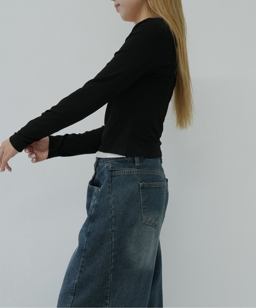 Enewd nina（エニュードニーナ）の「バイカラーレイヤード風トップス（Tシャツ/カットソー・レディース・ブラック/カーキ・FREE）」の14枚目の写真