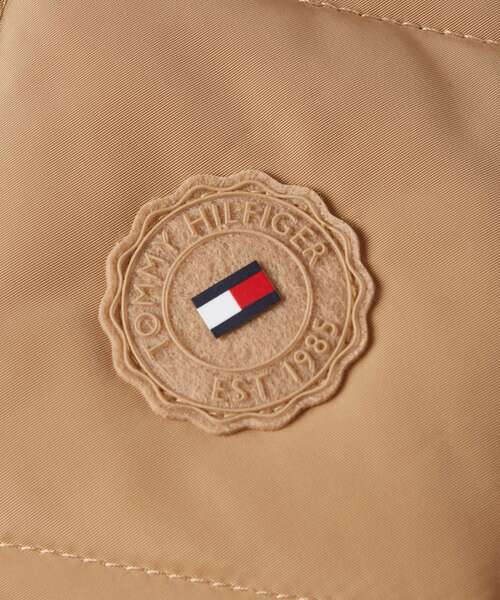 TOMMY HILFIGER（トミーヒルフィガー）の「キルテッドリバーシブルジャケット（ブルゾン・レディース・ベージュ/ネイビー・SMALL/X-SMALL）」の13枚目の写真