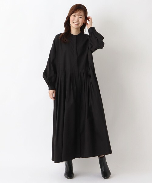 one'sterrace(ワンズテラス)の「ポプリン 前開きカフス袖ワンピース(ワンピース・レディース・ブラック系8・02)」の11枚目の写真