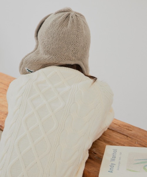 PENNEYS(ぺニーズ)の「PENNEYS/ペニーズ FOX EARFLAP BEANIE 刺繍ロゴ ローゲージ ニットキャップ(ニットキャップ/ビーニー・メンズ・パープル/ブラック/グレー・FREE)」の9枚目の写真