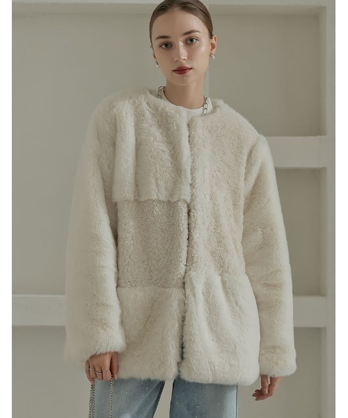 MEISM（ミズム）の「[2025-26 WINTER COLLECTION][MEISM by Re:EDIT]パッチワークボアファーノーカラーミドルコート（ノーカラージャケット・レディース・ブラック/オフホワイト・MEDIUM/LARGE）」の18枚目の写真