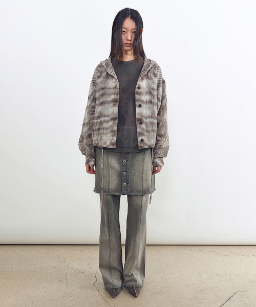 INSILENCE WOMEN（インサイレンスウーマン）の「ディバイドデニムスカートASH GREY（スカート・レディース・その他・SMALL/MEDIUM/LARGE）」の2枚目の写真