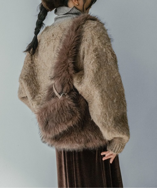 on:nue（オンニュ）の「【on:nue】[選べる4色展開] フェイクファー ポーチ付きトートバッグ（ショルダーバッグ・レディース・アイボリー/グレー/ベージュ/ブラウン・FREE）」の20枚目の写真