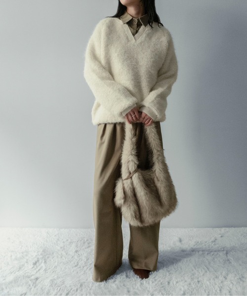 on:nue（オンニュ）の「【on:nue】[選べる4色展開] フェイクファー ポーチ付きトートバッグ（ショルダーバッグ・レディース・アイボリー/グレー/ベージュ/ブラウン・FREE）」の9枚目の写真