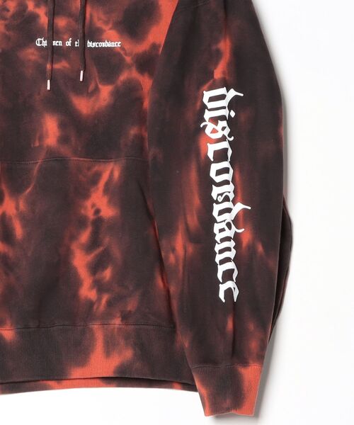Children of the discordance（チルドレン オブ ザ ディスコ-ダンス）の「Children of the discordance / HAND DYEING & LOGO PRINT HOODIE E / COTDCS-232E（パーカー・メンズ・オレンジ/ブラック・2）」の4枚目の写真
