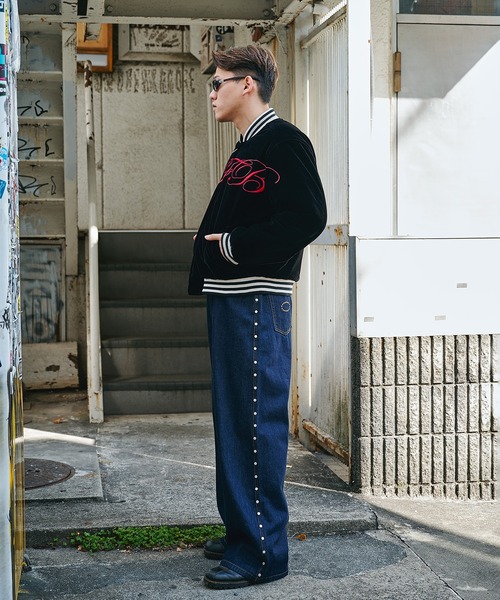 AFB（エーエフビー）の「SIGNATURE BOMBER JACKET（ブルゾン・メンズ・ブラック/ブルー・L/M）」の14枚目の写真