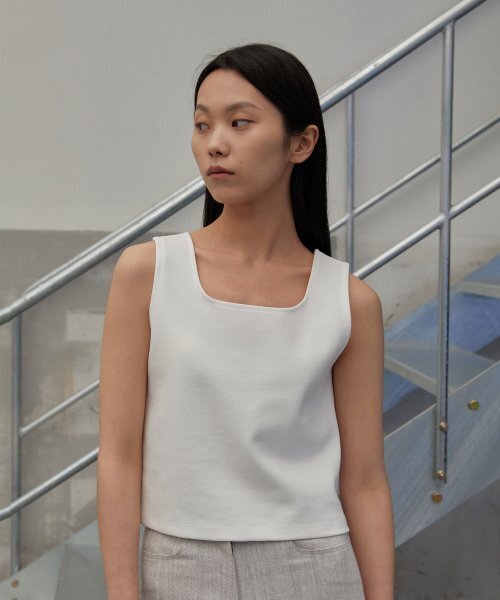 38COMEONCOMMON(38カモンコモン)の「FLAT SQUARE SLEEVELESS (WHITE)(Tシャツ/カットソー・レディース・その他・FREE)」の2枚目の写真