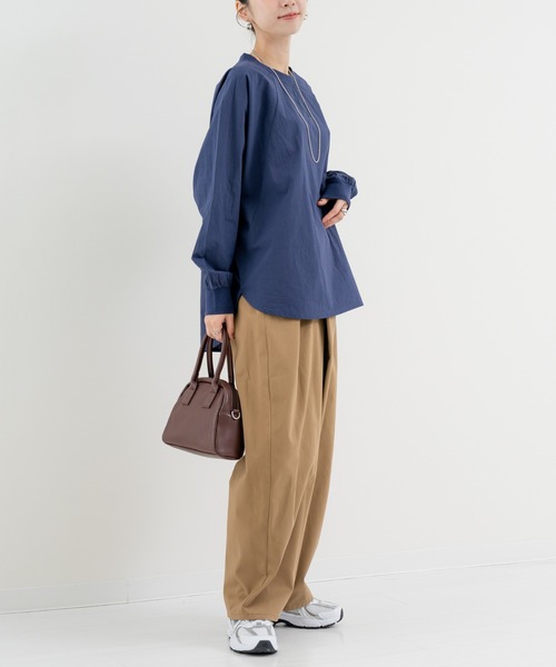 refinedworks(リファインドワークス)の「【refinedworks】 ゆるっと 纏える 抜け感トップス(Tシャツ/カットソー・レディース・ネイビー/グレー・FREE)」の12枚目の写真