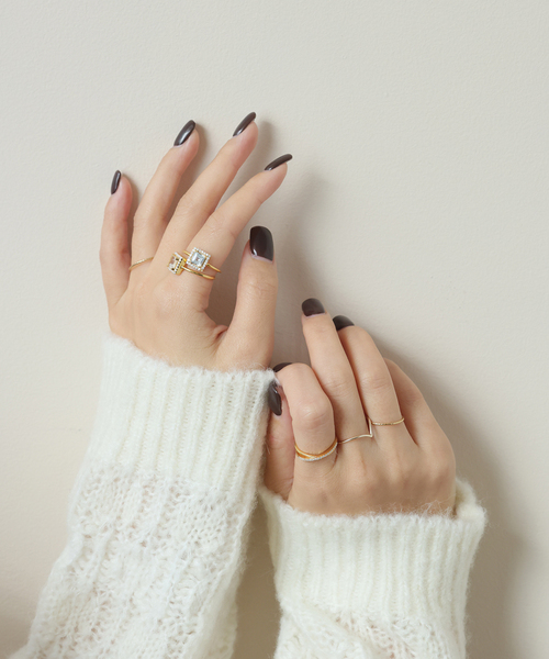 SLOBE IENA(スローブイエナ)の「《WEB限定サイズあり》SLOBE Vリング K10(リング・レディース・ゴールド・FREE/11)」の3枚目の写真