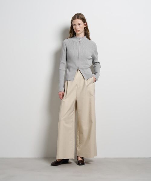 LANVIN en Bleu(ランバンオンブルー)の「ラメジップアップリブニット(ニット/セーター・レディース・グレー/チャコールグレー/ベージュ・38)」の4枚目の写真