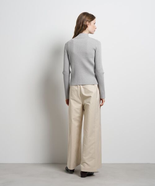 LANVIN en Bleu(ランバンオンブルー)の「ラメジップアップリブニット(ニット/セーター・レディース・グレー/チャコールグレー/ベージュ・38)」の6枚目の写真