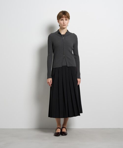 LANVIN en Bleu(ランバンオンブルー)の「ラメジップアップリブニット(ニット/セーター・レディース・グレー/チャコールグレー/ベージュ・38)」の12枚目の写真