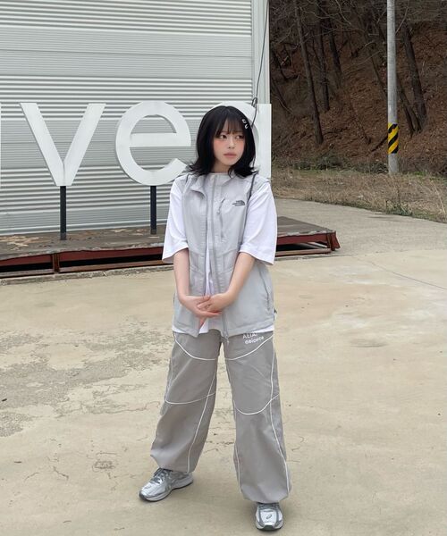 AEIAEIAE（エイエイエ）の「トラックパンツ[グレー]（スウェットパンツ・レディース・その他・1/2）」の6枚目の写真