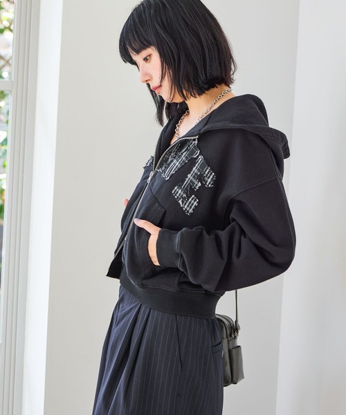 PBLIM(ページボーイリム)の「《UNISEX》パッチワークロゴパーカー(パーカー・レディース・グレー/ブラック・MEDIUM/SMALL)」の18枚目の写真