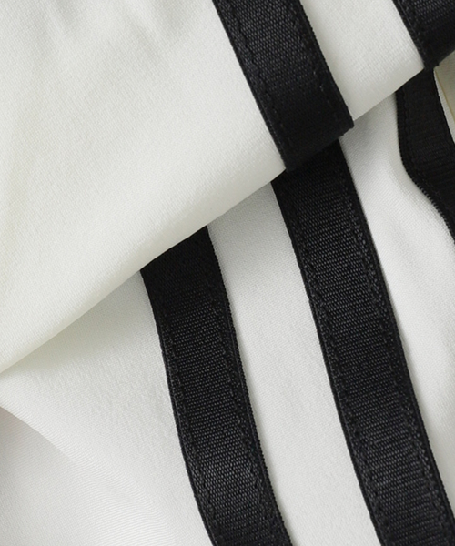 JOINT WORKS（ジョイントワークス）の「adidas originals / アディダス オリジナルス BALLOON SKIRT（スカート・レディース・アイボリー/ブラック・SMALL）」の13枚目の写真