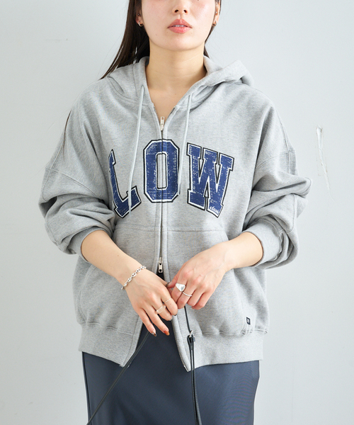 U by SPICK&SPAN（ユーバイスピックアンドスパン）の「【LOW CLASSIC / ロウクラシック》 Lc LOW SOFT SWEAT ZIP-UP HOO（パーカー・レディース・チャコールグレー・MEDIUM）」の12枚目の写真