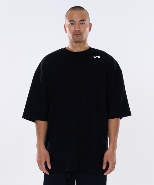 TURTLEBACK(タートルバック)の「ゴートゥーザジム オーバーサイズ 半袖 (ブラック)(Tシャツ/カットソー・メンズ・その他・MEDIUM/LARGE/X-LARGE/XX-LARGE)」の4枚目の写真