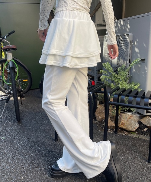 ROGER AND RAW(ロジャーアンドロウ)の「ベロア ティアードスカート レイヤードフレアパンツ(その他パンツ・レディース・グレー/ブラック/ピンク/ホワイト・FREE)」の12枚目の写真