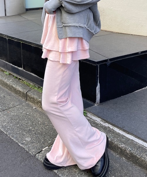 ROGER AND RAW(ロジャーアンドロウ)の「ベロア ティアードスカート レイヤードフレアパンツ(その他パンツ・レディース・グレー/ブラック/ピンク/ホワイト・FREE)」の21枚目の写真