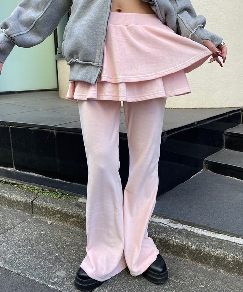 ROGER AND RAW(ロジャーアンドロウ)の「ベロア ティアードスカート レイヤードフレアパンツ(その他パンツ・レディース・グレー/ブラック/ピンク/ホワイト・FREE)」の19枚目の写真