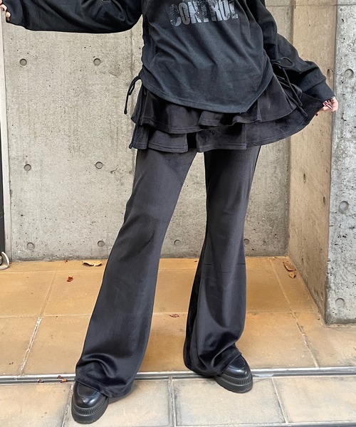 ROGER AND RAW(ロジャーアンドロウ)の「ベロア ティアードスカート レイヤードフレアパンツ(その他パンツ・レディース・グレー/ブラック/ピンク/ホワイト・FREE)」の5枚目の写真