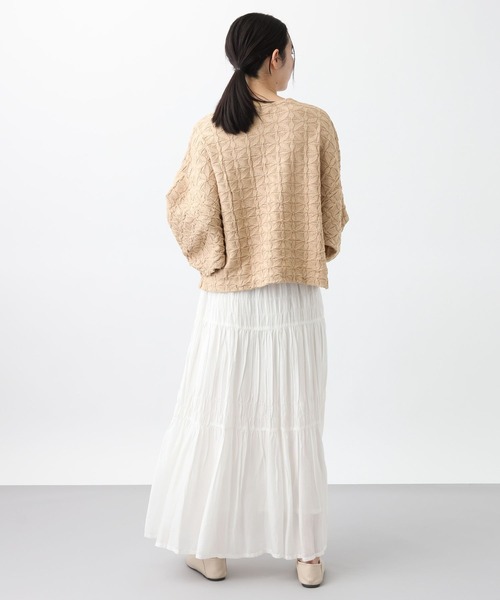 studio CLIP（スタディオクリップ）の「《natural by clip》12ゲージフラワージャガードニットジャケット（ノーカラージャケット・レディース・ベージュ/ネイビー・FREE）」の8枚目の写真