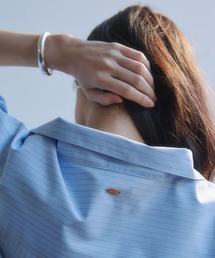 anuans（アニュアンス）の「メタルバングル（ブレスレット）」