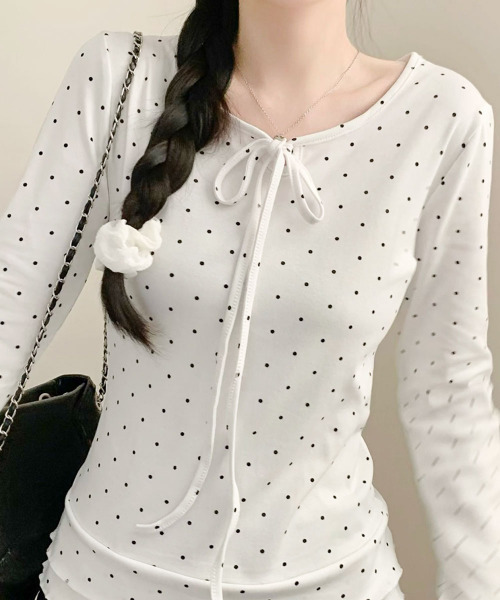 VIVID LADY(ビビッドレディー)の「ドット柄 リボン カットソー ロングT(Tシャツ/カットソー・レディース・ブラック/グレー/ホワイト・FREE)」の6枚目の写真