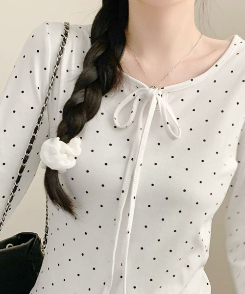 VIVID LADY(ビビッドレディー)の「ドット柄 リボン カットソー ロングT(Tシャツ/カットソー・レディース・ブラック/グレー/ホワイト・FREE)」の7枚目の写真