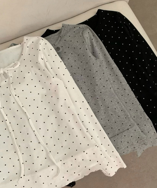VIVID LADY(ビビッドレディー)の「ドット柄 リボン カットソー ロングT(Tシャツ/カットソー・レディース・ブラック/グレー/ホワイト・FREE)」の12枚目の写真
