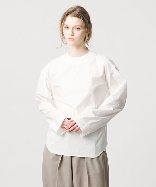 LOEFF（ロエフ）の「＜LOEFF＞フィッシュテイル シャツ（シャツ/ブラウス・レディース・ホワイト/ネイビー・FREE）」の3枚目の写真