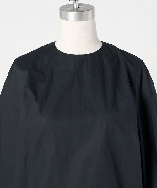 LOEFF（ロエフ）の「＜LOEFF＞フィッシュテイル シャツ（シャツ/ブラウス・レディース・ホワイト/ネイビー・FREE）」の15枚目の写真