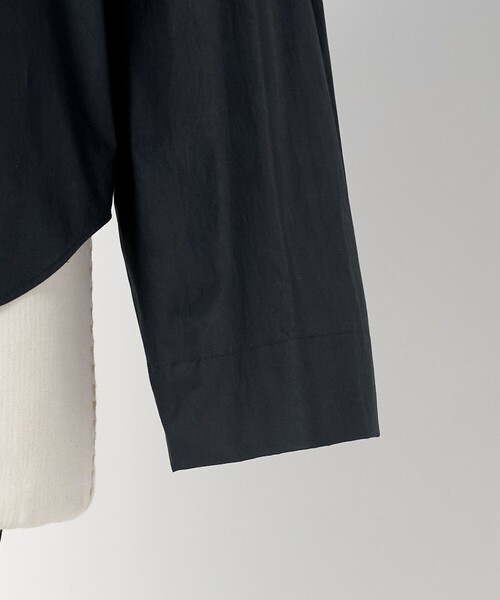 LOEFF（ロエフ）の「＜LOEFF＞フィッシュテイル シャツ（シャツ/ブラウス・レディース・ホワイト/ネイビー・FREE）」の16枚目の写真