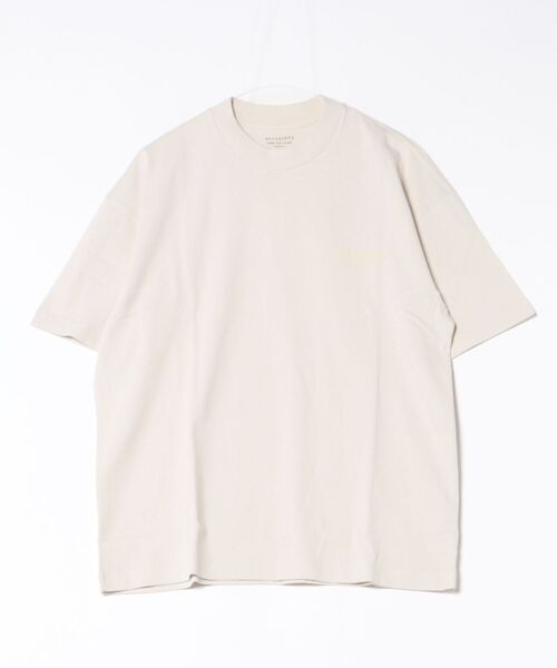 ALLSAINTS(オールセインツ)の「XANDER FLOCKED LOGO OVERSIZED T-SHIRT | XANDER フロック加工 ロゴ オーバーサイズ Tシャツ(Tシャツ/カットソー・メンズ・ホワイト系その他・L/S/M/XS/XL)」の2枚目の写真