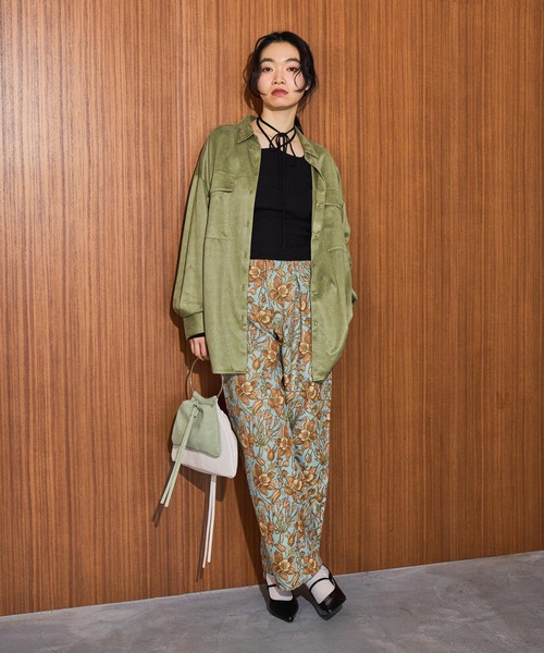 mysty woman（ミスティウーマン）の「エナメルストラップミュール 647876（サンダル・レディース・ブラック/ブラウン・MEDIUM/LARGE）」の22枚目の写真