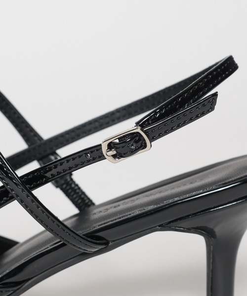 mysty woman（ミスティウーマン）の「エナメルストラップミュール 647876（サンダル・レディース・ブラック/ブラウン・MEDIUM/LARGE）」の9枚目の写真