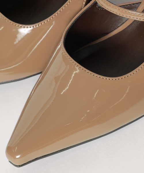 mysty woman（ミスティウーマン）の「エナメルストラップミュール 647876（サンダル・レディース・ブラック/ブラウン・MEDIUM/LARGE）」の3枚目の写真