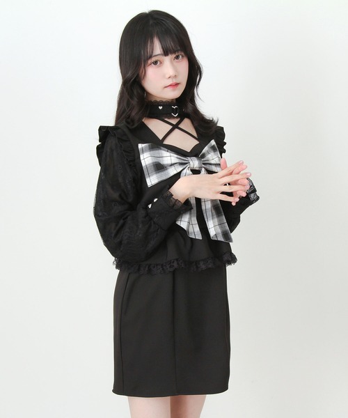 DearMyLove(ディアマイラブ)の「ビッグリボンハートスタッズチョーカー風レース袖フリルワンピース(ワンピース・レディース・ブラック/グレー・LL~3L/M-L/S-M)」の6枚目の写真