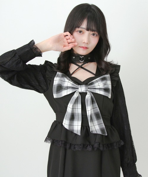 DearMyLove(ディアマイラブ)の「ビッグリボンハートスタッズチョーカー風レース袖フリルワンピース(ワンピース・レディース・ブラック/グレー・LL~3L/M-L/S-M)」の7枚目の写真