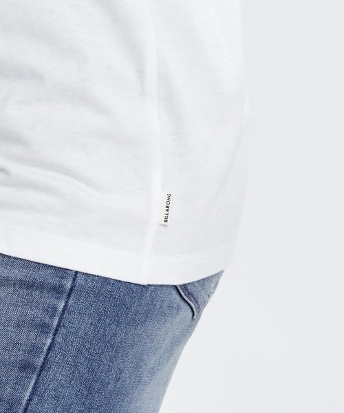 BILLABONG(ビラボン)の「BILLABONG ウィメンズ EMB LOGO BOY FIT TEE Tシャツ 【2026年春夏モデル】(Tシャツ/カットソー・レディース・ホワイト/ブラック/インディゴブルー・LARGE/MEDIUM)」の4枚目の写真